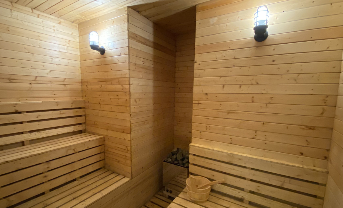 Steam & Sauna